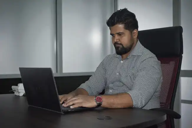 Dinusha Sathyajith SEO Consultant